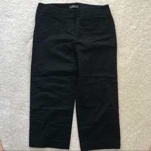 Black capris